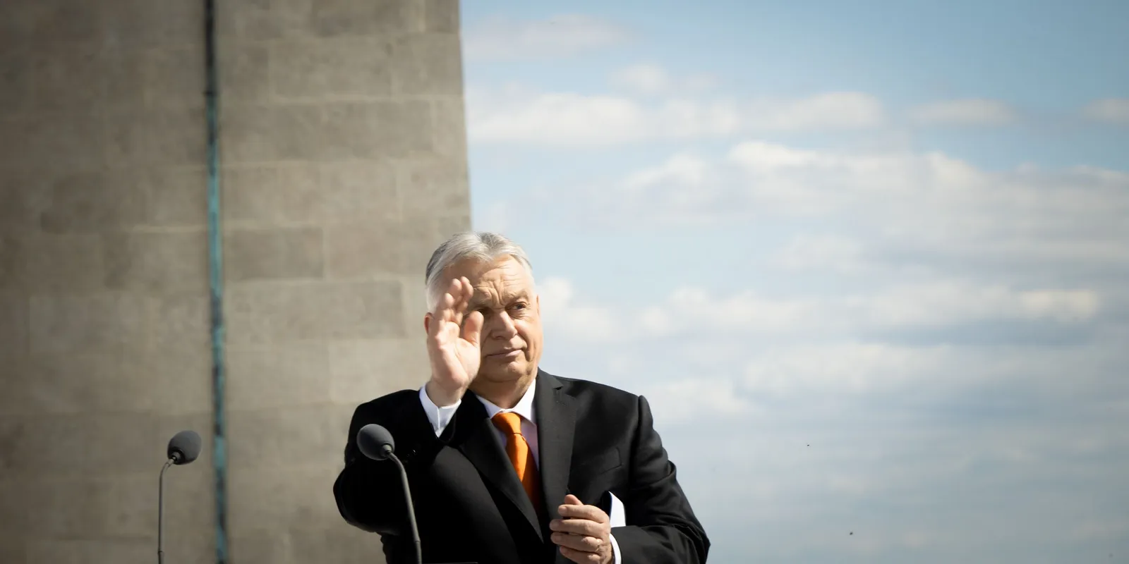 Véget ért a védelmi tanács, bejelentésre készül Orbán Viktor