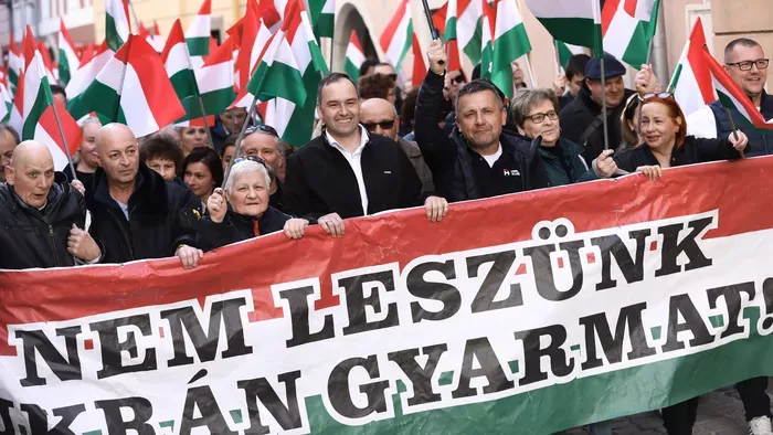 "Nem leszünk ukrán gyarmat!" - Sopron egyértelmű üzenete