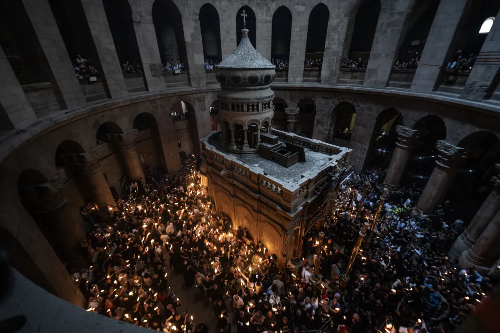 nagypéntek galéria