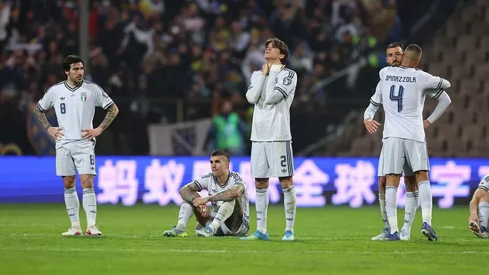 Lemondott az olasz elnök a vállalhatatlan bukás után