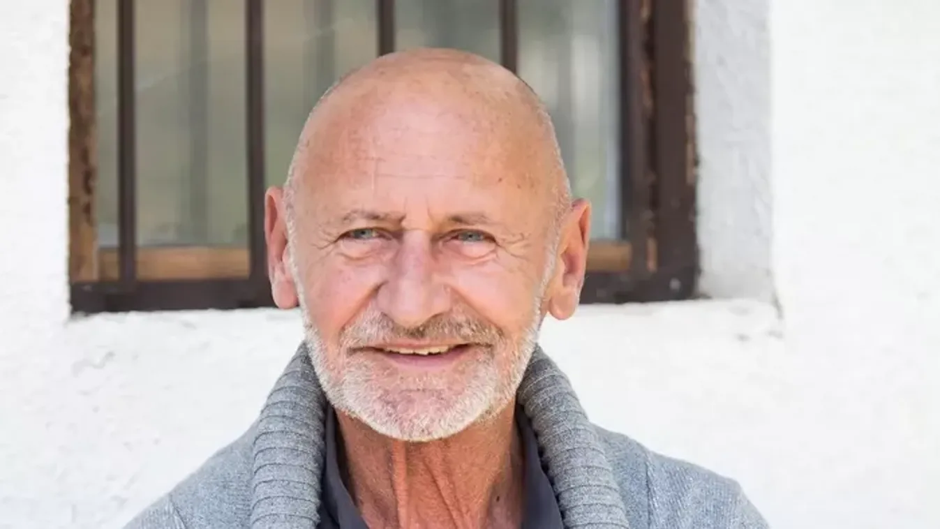 Reviczky Gábor különleges videóval jelentkezett