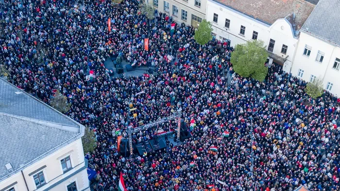 Ilyen volt a debreceni békemenet - Galéria