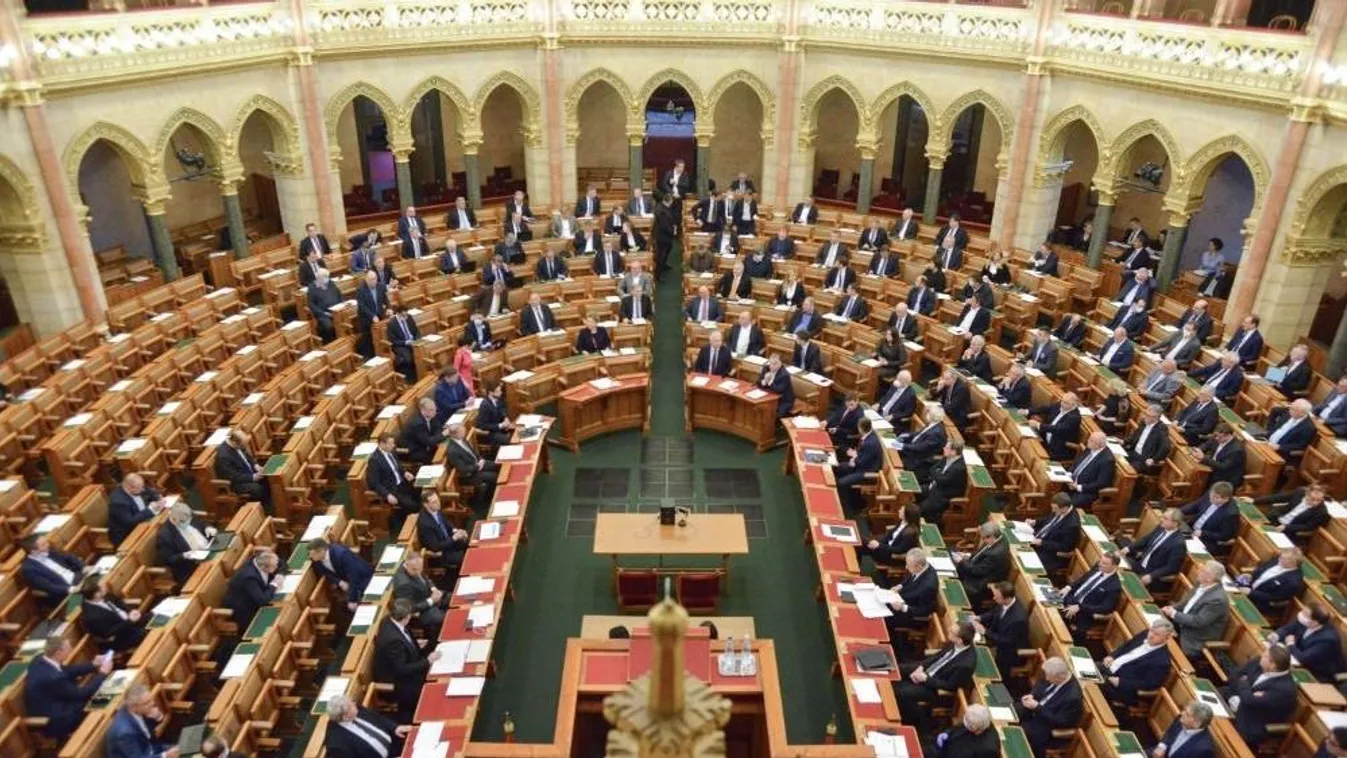 Fidesz-frakció: nyilvános a teljes névsor.