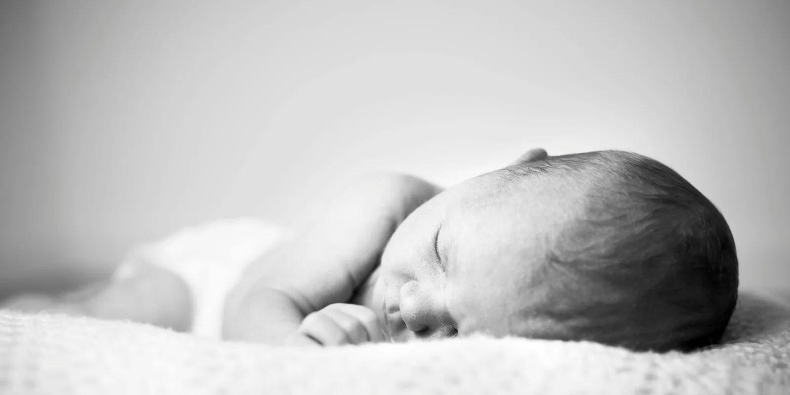 Szívszorító betegséget jelzett a csecsemő kancsalsága