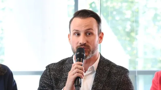 Megható sorok, édes puszis fotó: Így köszöntötte lányát születésnapján Csuti