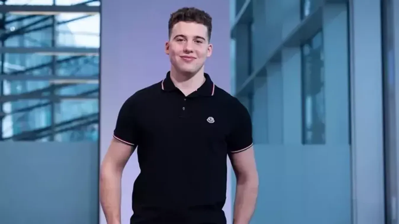 Schobert Norbi sírva fakadt, az anyukája is szóba került