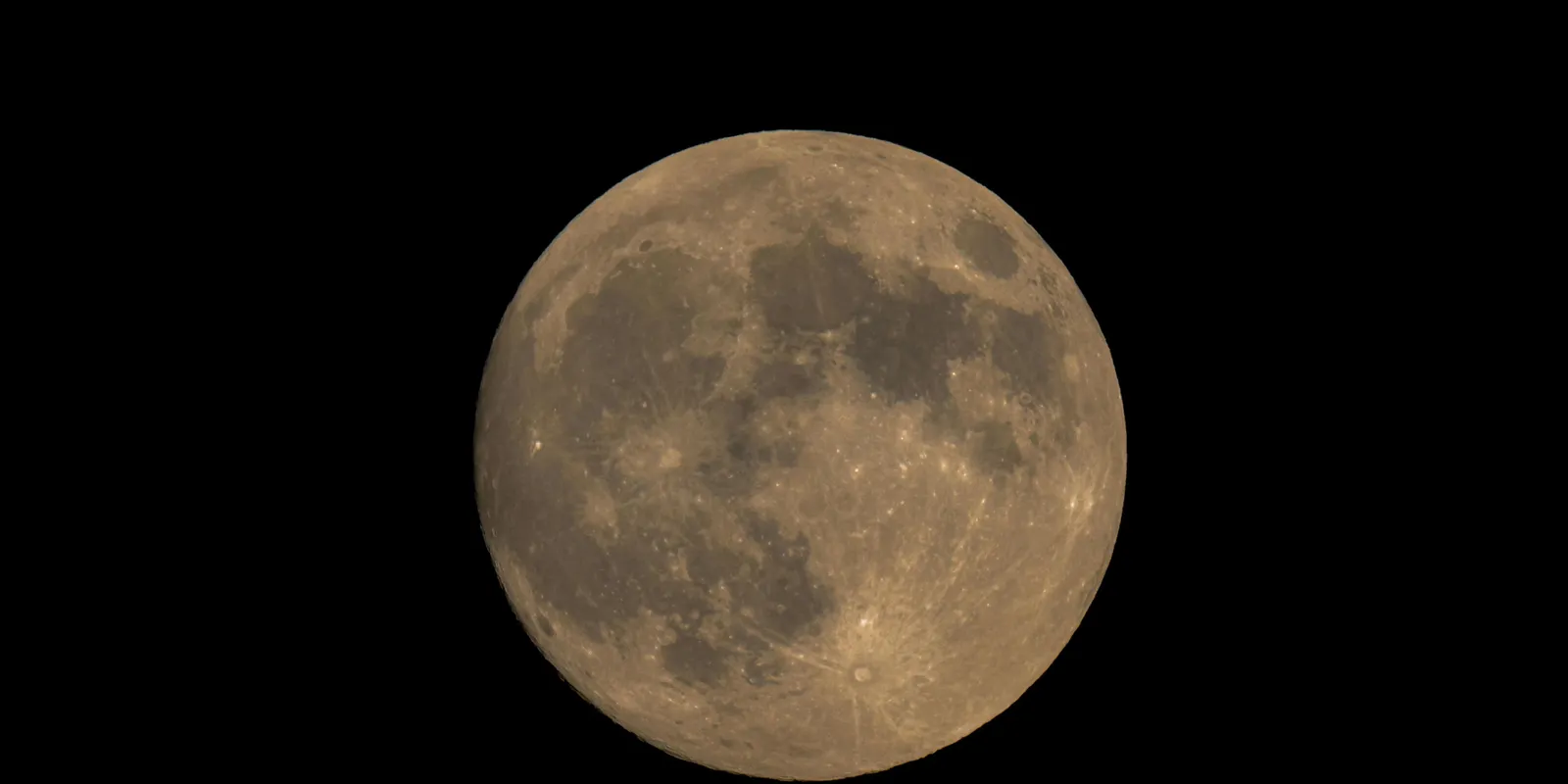 Szegedi Erika felfedte: 3 csillagjegyre vár gazdagság már a héten