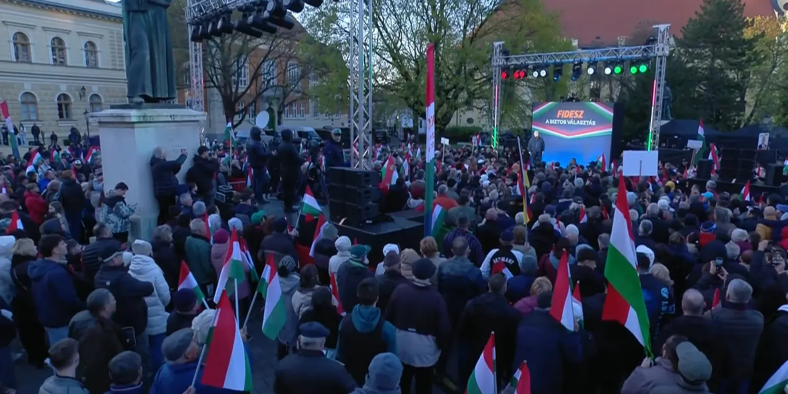 Orbán Viktor Szentesen kimondta: győzelemre állunk!