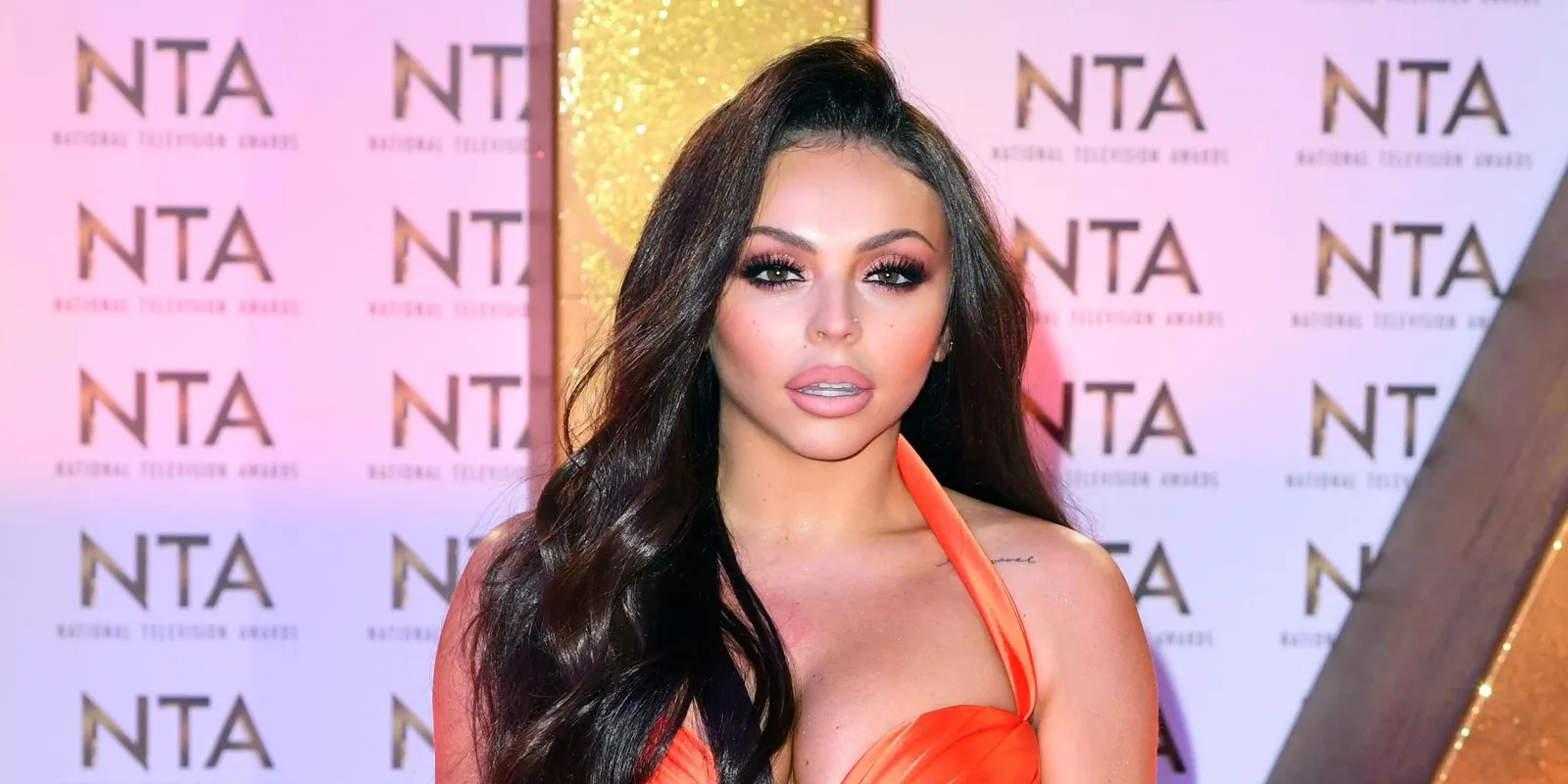 Ellopták az énekesnő autóját és ikerlányai orvosi eszközeit