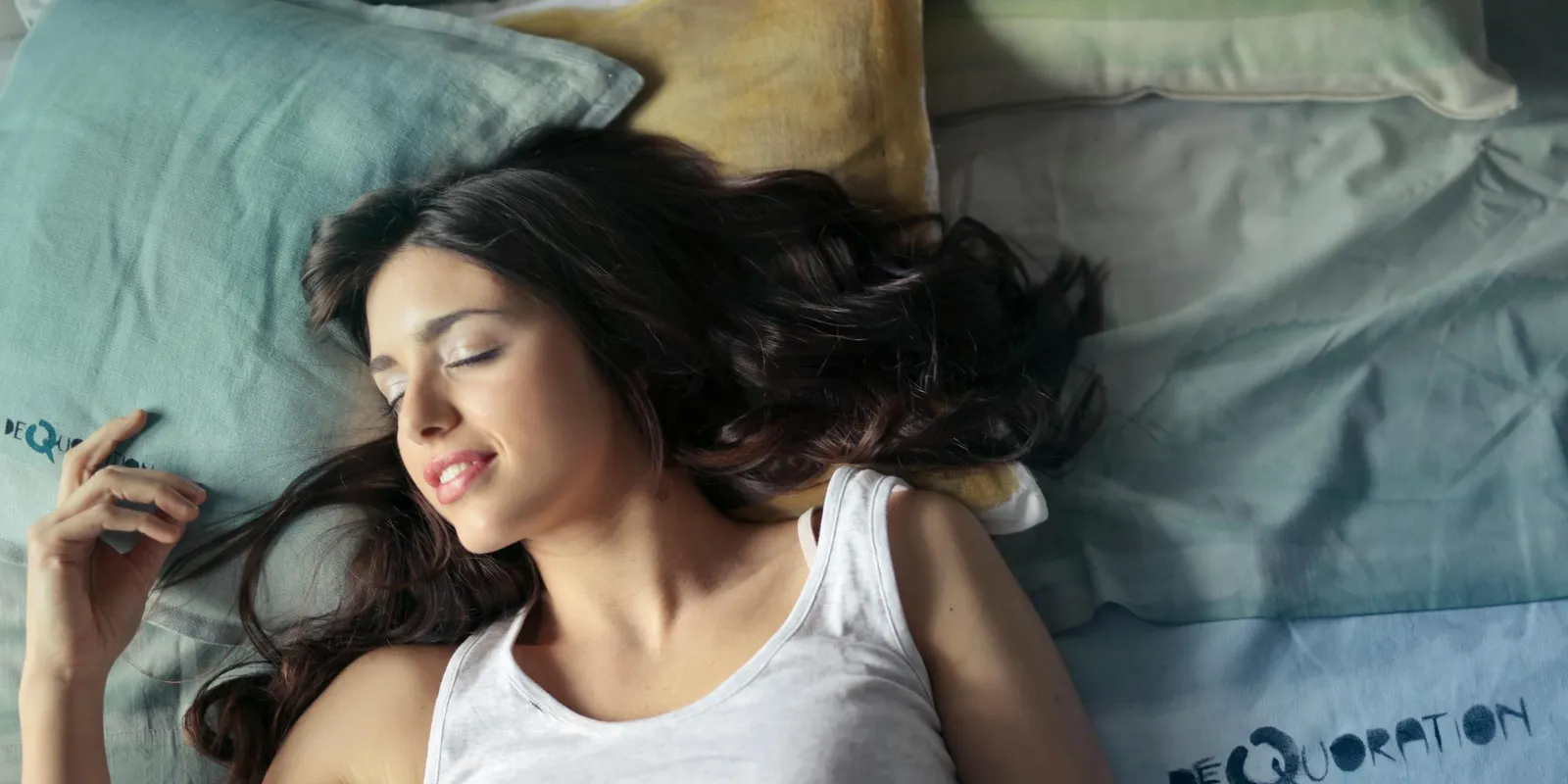 Vége az éjszakai forgolódásnak! A híres doktornő elárulta, mit egyél, ha végre mélyen akarsz aludni