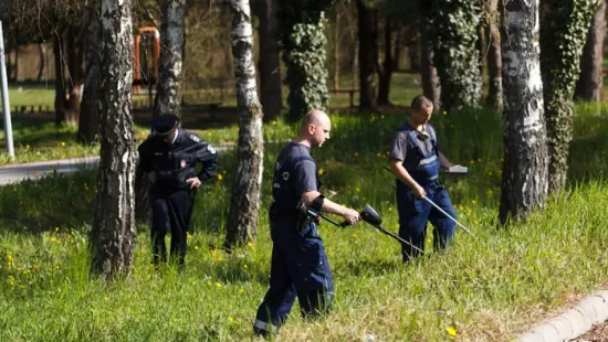 25 késszúrással végzett barátnőjével Barnabás, hamarosan szabadulhat