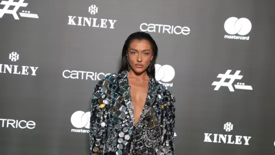 Mindenki álla leesett: ebben a vadító, falatnyi szettben gerjeszti rajongóit Mihályfi Luca