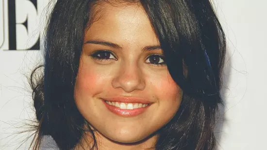 Selena Gomez és a sztárok elképesztő életútja a nélkülözéstől a világhírig