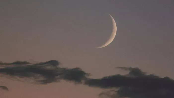 Mindenki felkapja a fejét erre az égi jelenségre.