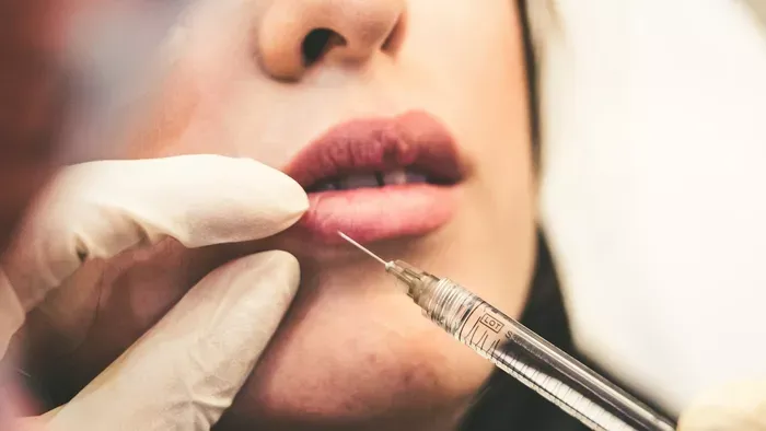 Botox-kezelés hatását vizsgálták egypetéjű ikreknél