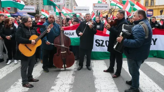 Nem hiszed el, hogy mi történik Szombathelyen: így még biztos sehol nem várták Orbán Viktort