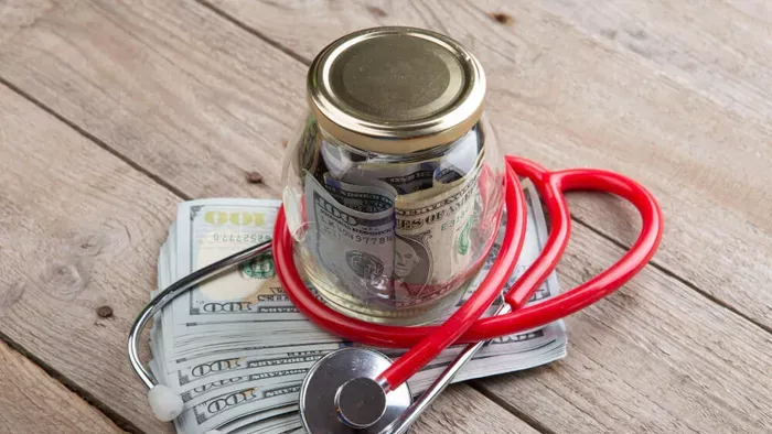 Így akarja fizetőssé teni az egészségügyet a Tisza Párt