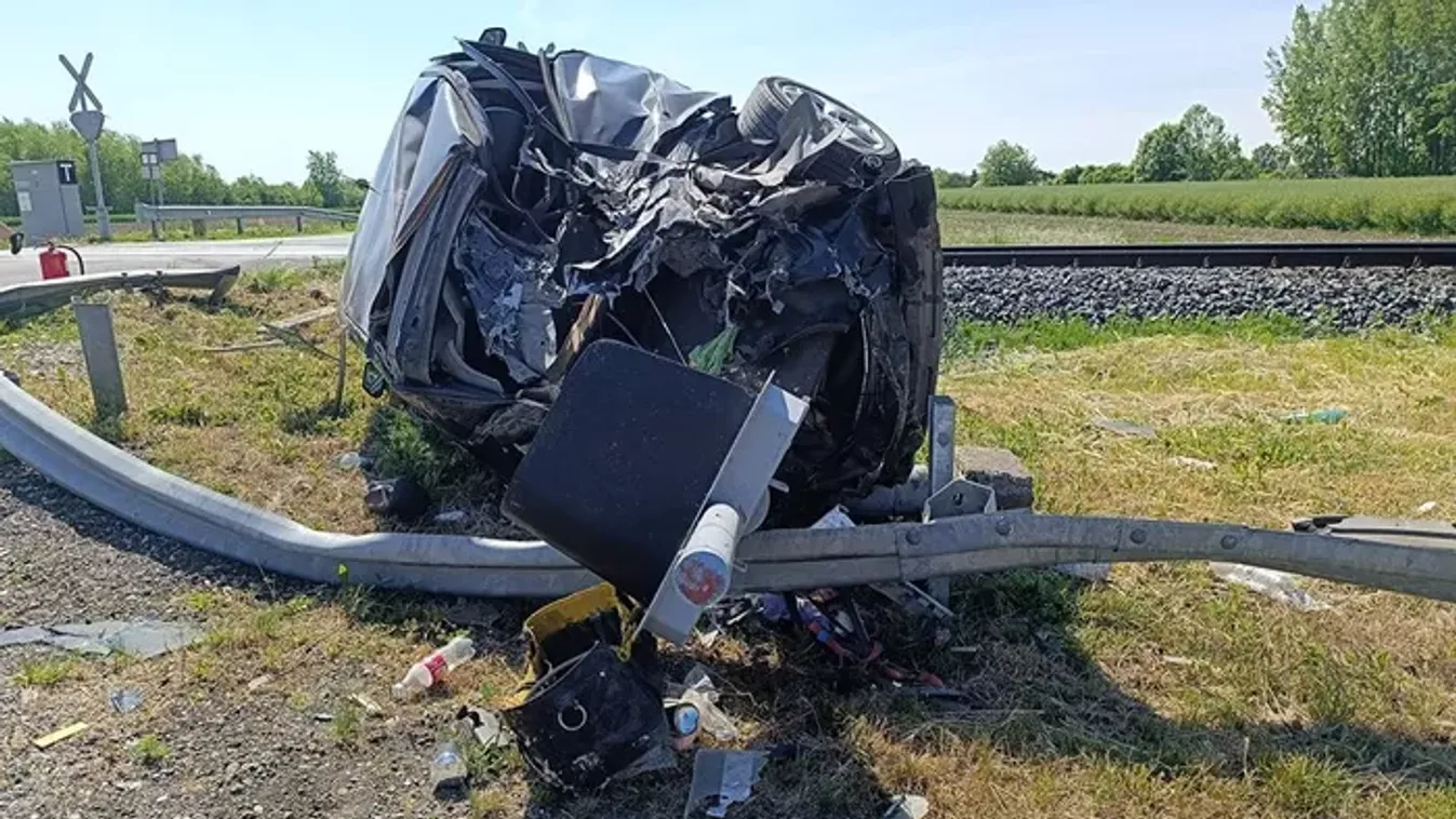 Sokkoló felvételek a babóti vonatbalesetről - Videó