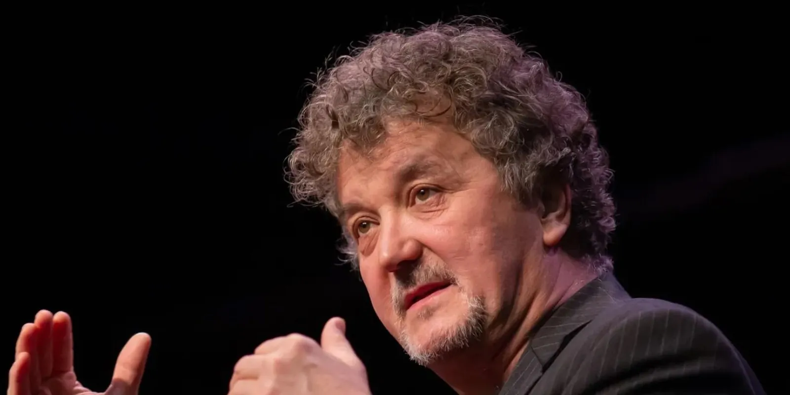 Elhunyt Scherer Péter