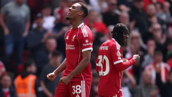 "Nem ezt érdemeltük..." - A Liverpool sztárja kiakadt a saját szurkolóira
