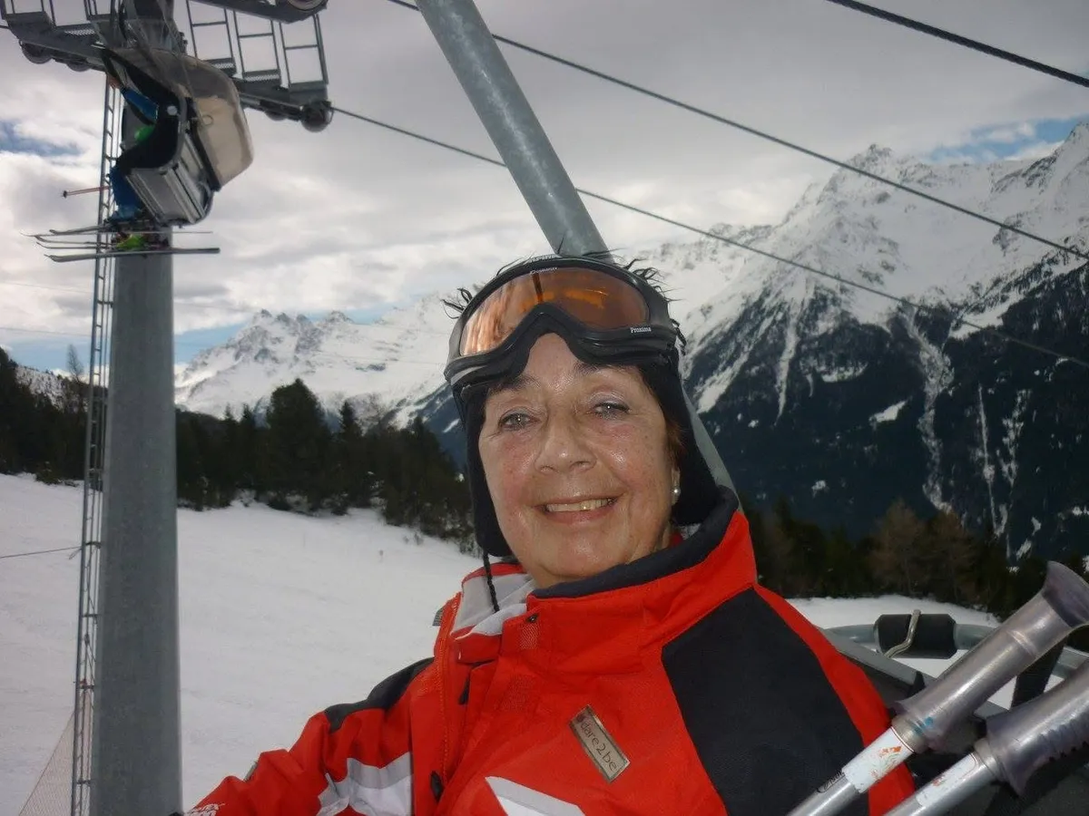 A szervátültetés esélyt ad azoknak, akik donorjaiktól új életet kaptak. Zsuzsa saját életével, a közösség erejével és a sport inspiráló hatásával példát mutat.