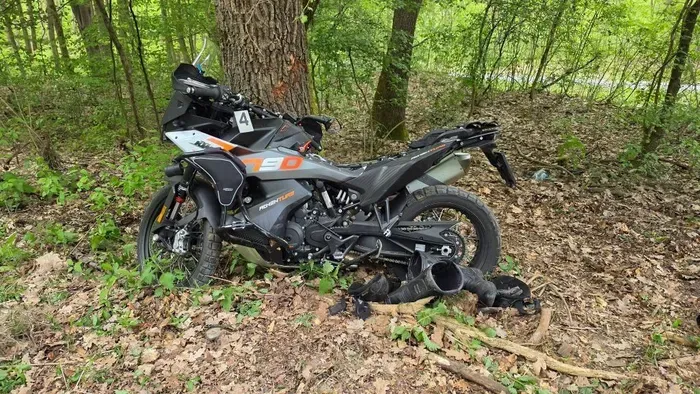 Halálos motorbaleset: fának csapódva hunyt el a motoros