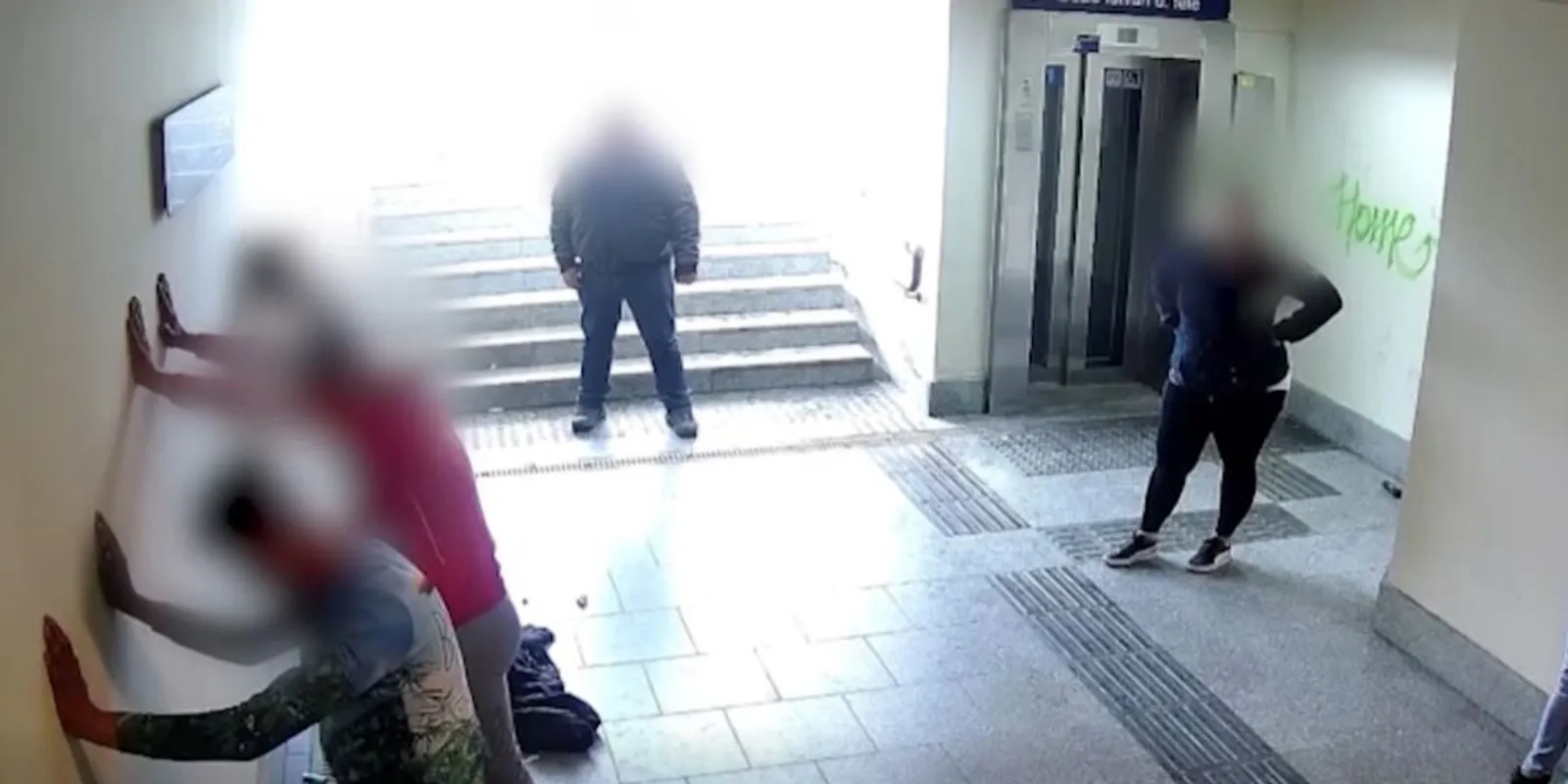 Hamis igazolvánnyal rugdosódott az álrendőr Isaszegen