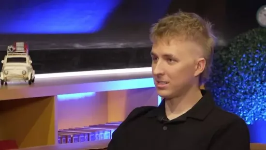 Halmi Bajnok, az infuenszer, aki már az anyaméhben újjászületett