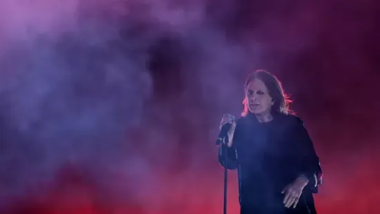 Feltámasztják Ozzy Osbourne-t: Meglepő döntést hozott a rocklegenda családja