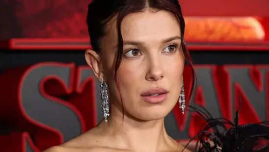 Bikinis képek kerültek ki az internetre a Stranger Things sztárjáról, mindenki erről beszél