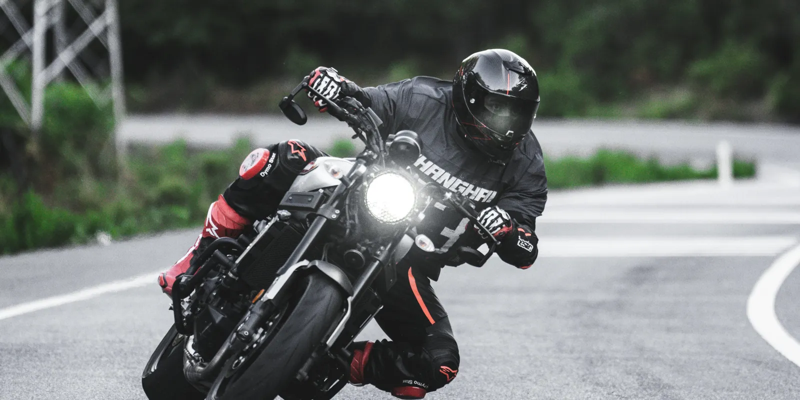Kitilthatják a motorosokat Abaligetről!