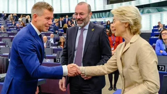 Titkolják, hogy Brüsszel mit követel Magyar Pétertől