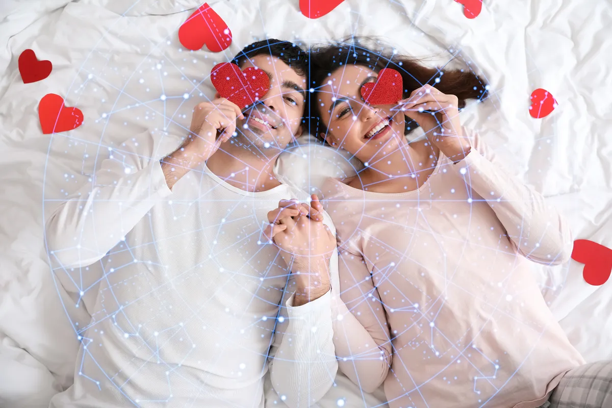 Szerelem a levegőben Drawn,Constellations,And,Young,Couple,With,Red,Hearts,Lying,On