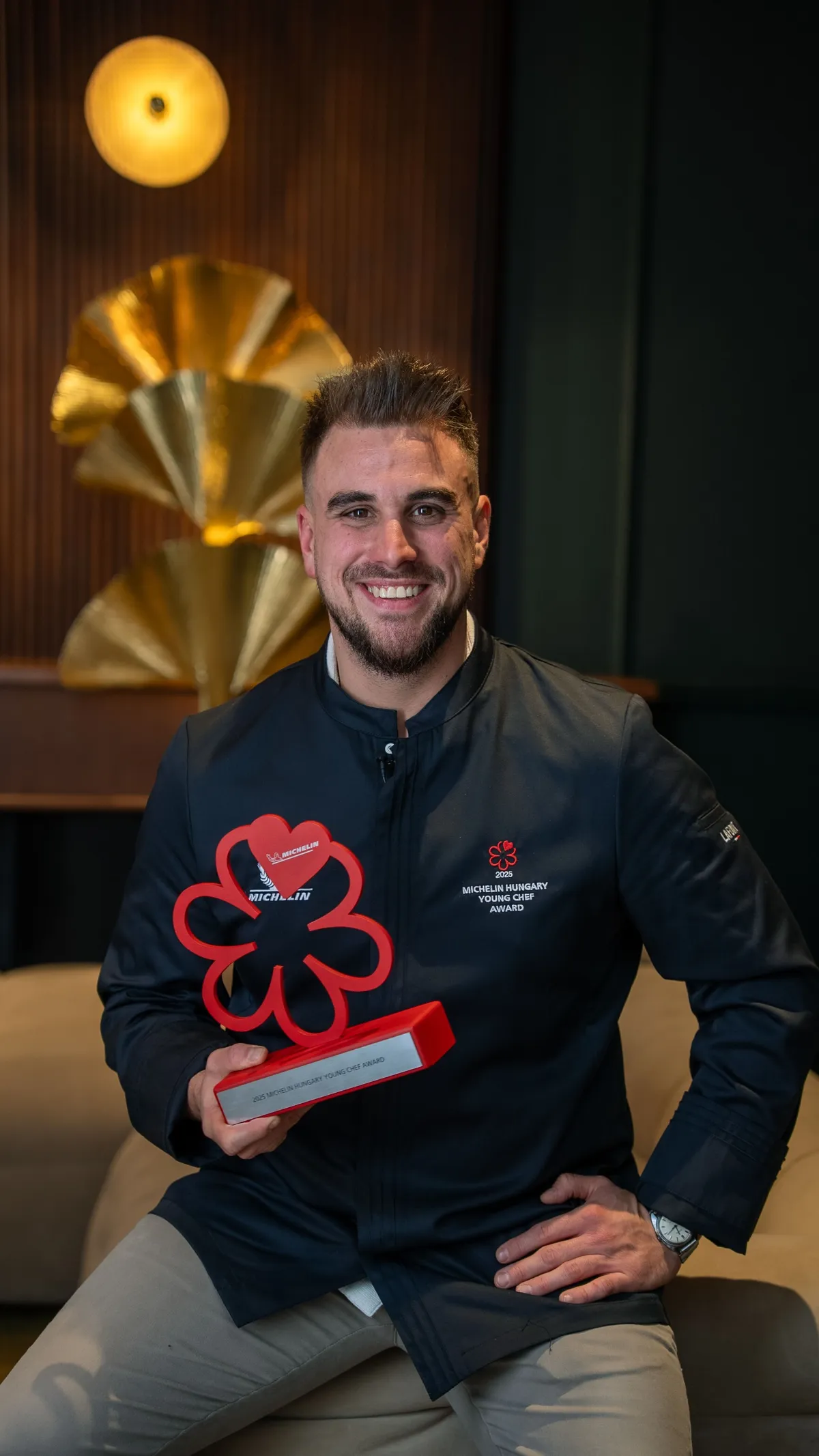 A sztárséf, Pallag Dávid kapta meg a Michelin Young Chef  Award-ot, azaz a legfiatalabb Michelin séf díját