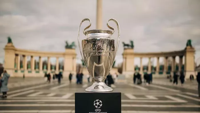 Öltözői lopással építi a csapategységet az Arsenal edzője