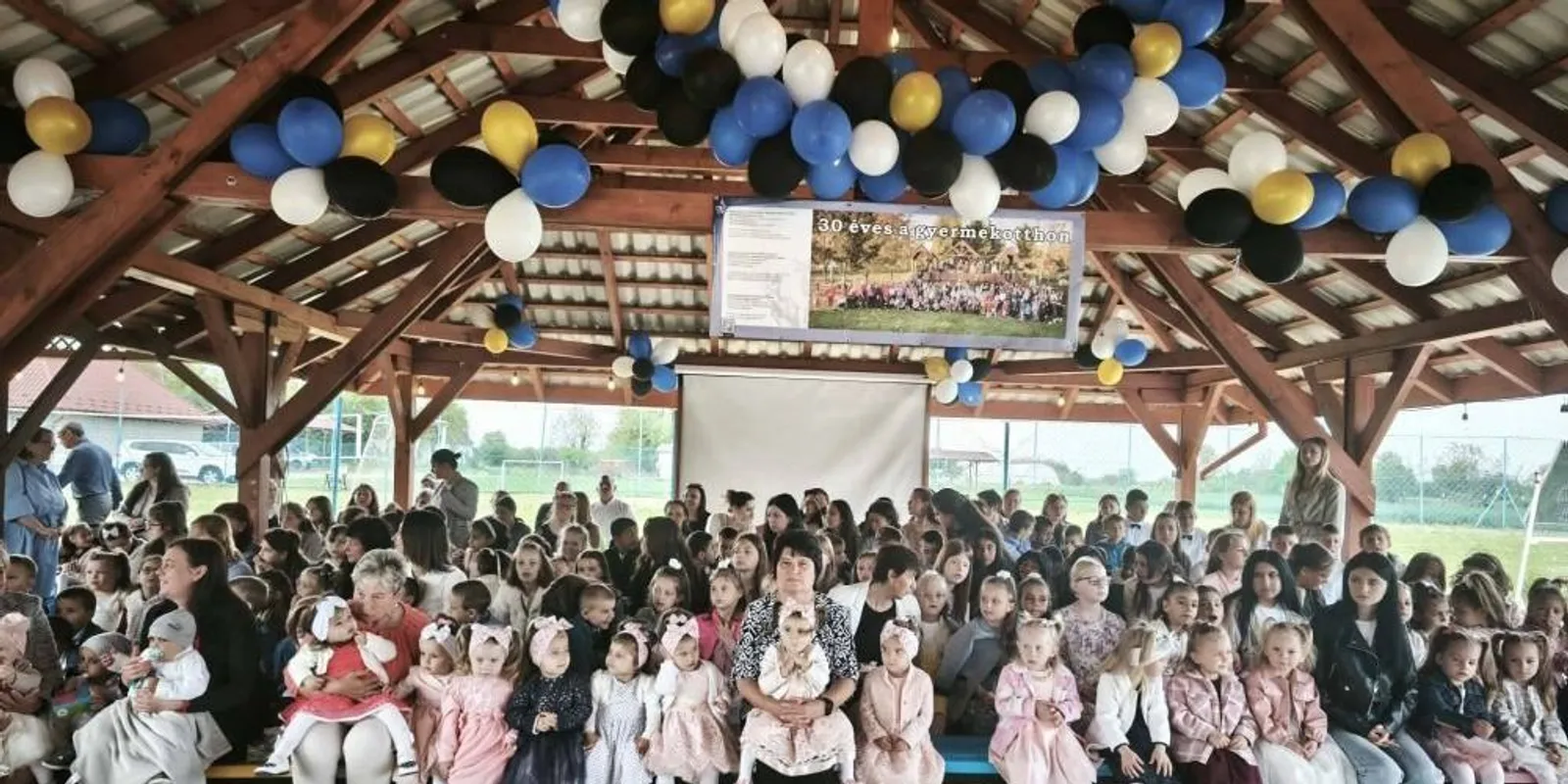 Nagy meglepetés érte a kárpátaljai gyermekotthont