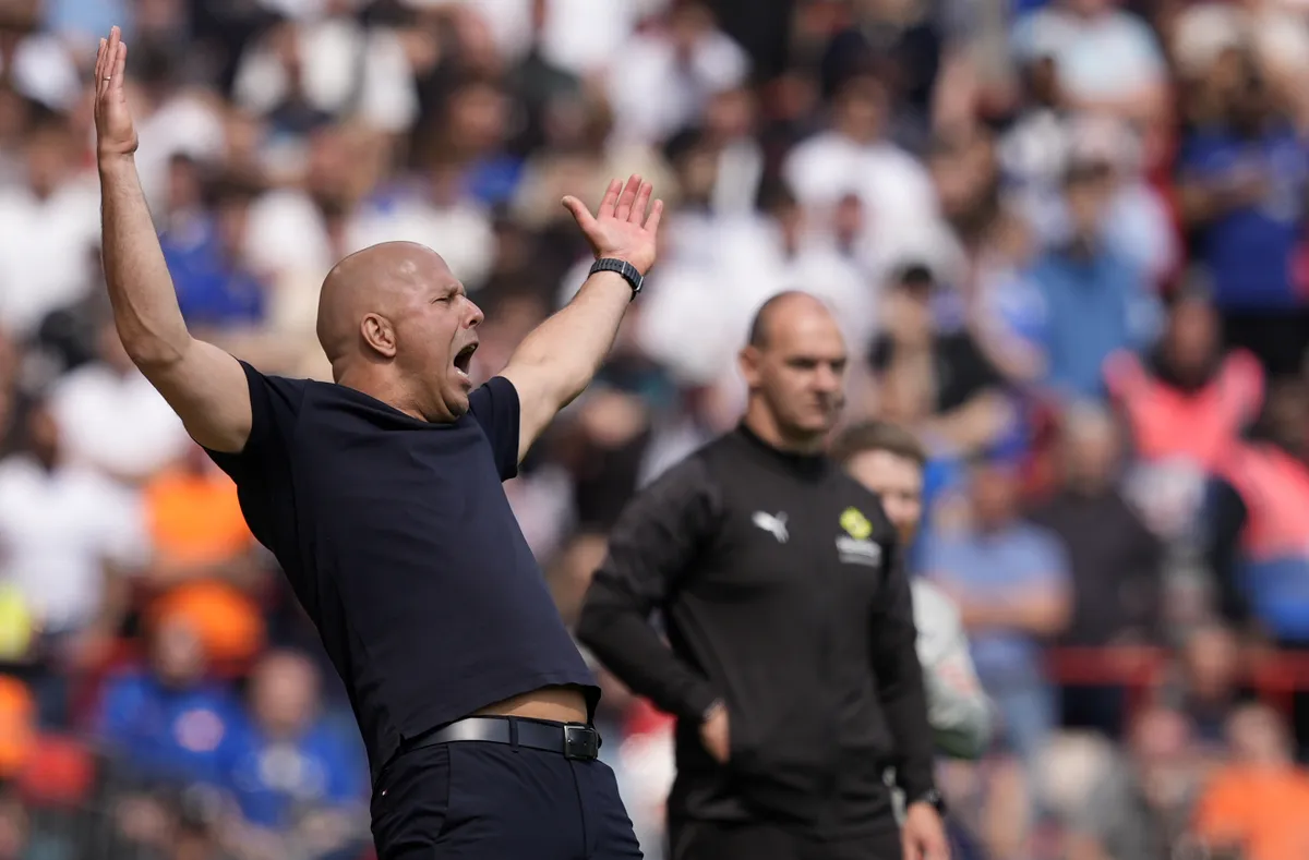 Arne Slot jövőre is maradhat a Liverpool kispadján