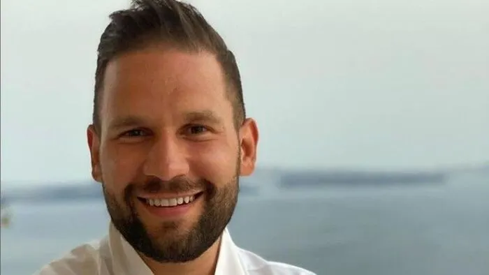 Elállt a rajongók szava: hihetetlen mivel pózolt Rácz Jenő
