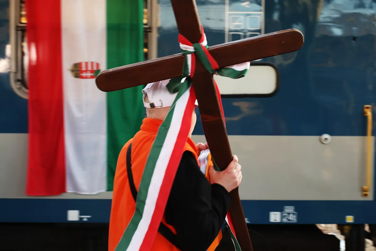 Pünkösd a Szentlélek eljövetelének az ünnepe, ilyenkor Csíksomolyón búcsút tartanak.