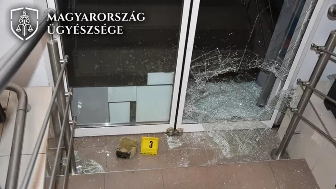 Sorozatbetörő fosztogatta a kiskunhalasi piacot – még a lángossütőt is kinézte
