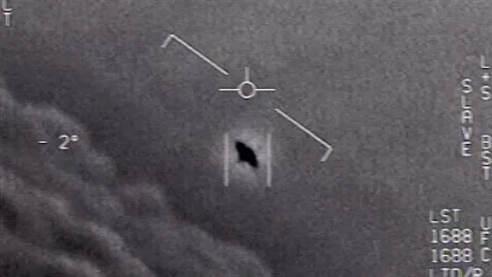 Kitálalt az UFO-ról a Jet2 pilótája, ezeket látta
