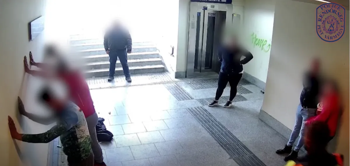Az álrendőr ellen eljárás indult. Fotó: Pest vármegyei rendőrség/Facebook