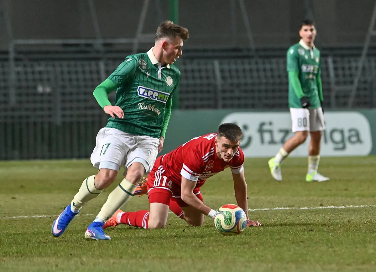 Schön Szabolcs az ETO FC Győr játékosa