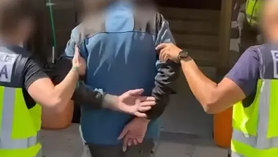 Elmenekült az országból, Tenerifén kapták el a szexuális ragadózót
