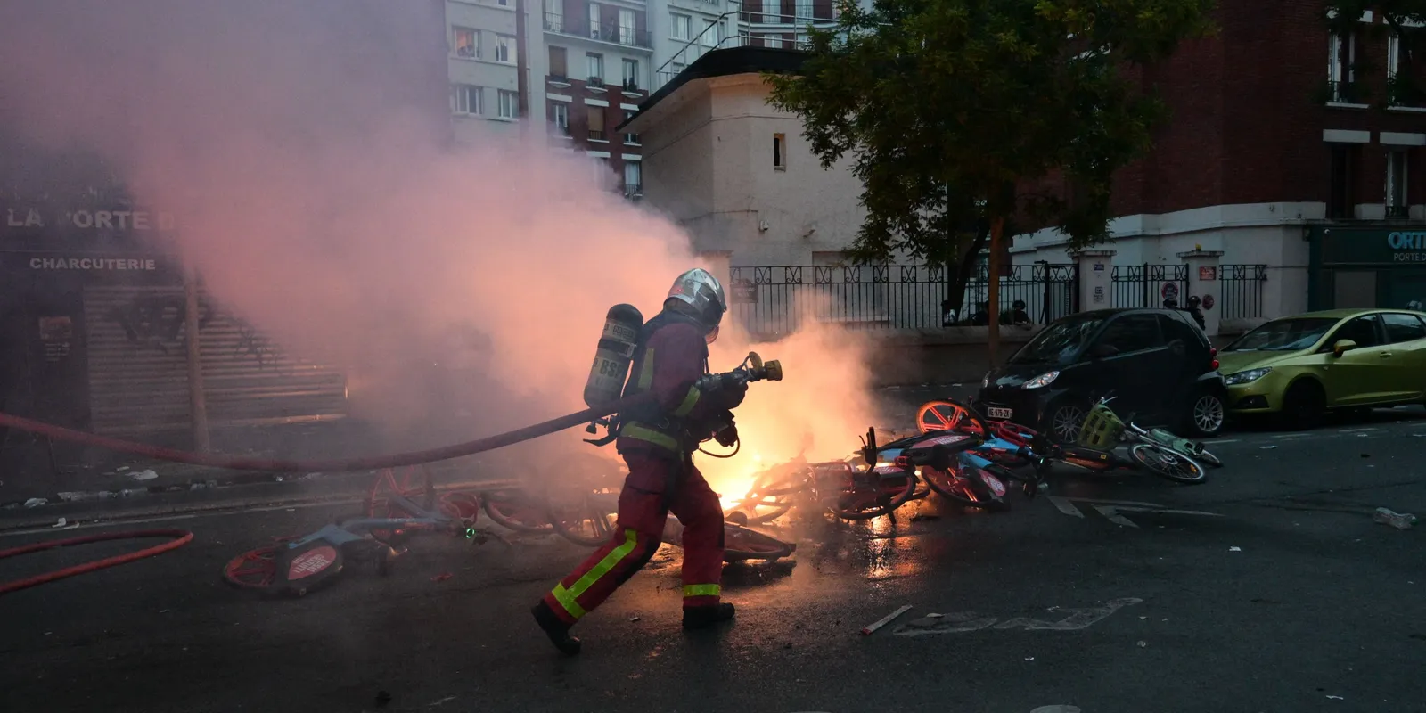 Tomboltak és romboltak a szurkolók a budapesti BL-döntő után
