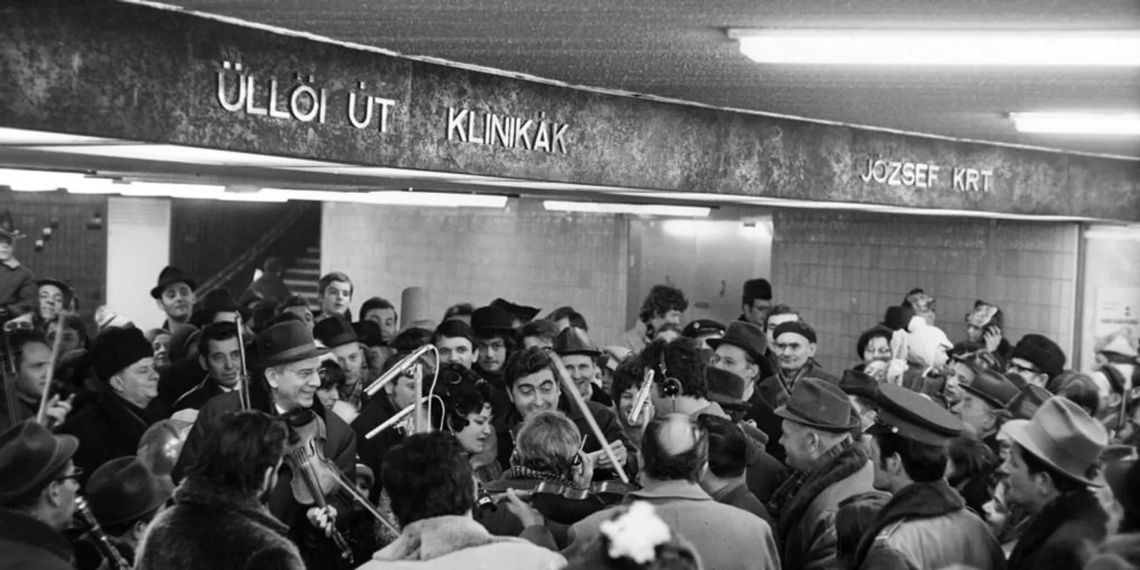 Retró fotókon mutatjuk Budapest föld alatti életét – Galéria