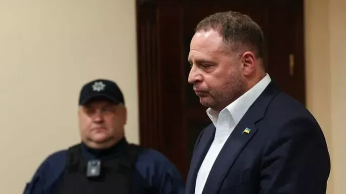 Letartóztaták Zelenszkij kabinetfőnökét