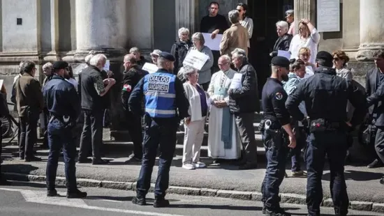 Sorra érkeznek a tiltakozások a nagyváradi kilakoltatás miatt
