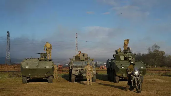 Hatvanezer NATO-katona indulhat az orosz határra