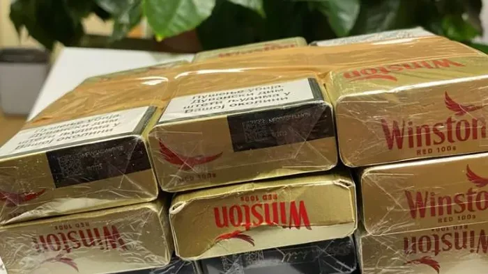 Több száz kiló cigaretta és majom: döbbenetes NAV-fogások
